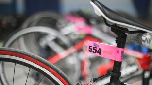 La 9a triatló infantil de l'3scola Katoa consolida l'èxit de l'organització i els participants