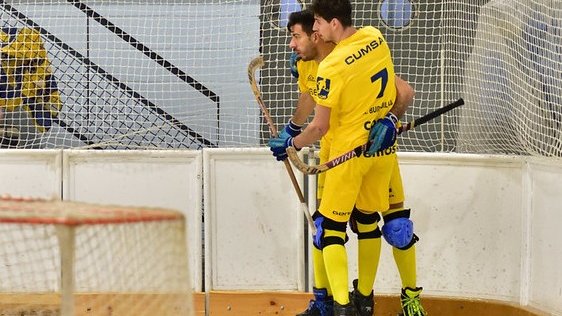 Els gols de Crespo i Burguillos no van ser suficients per a assolir la vistòria a Vic